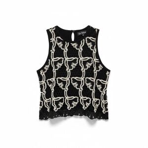 En Saison Black and Cream Lace Crop Top